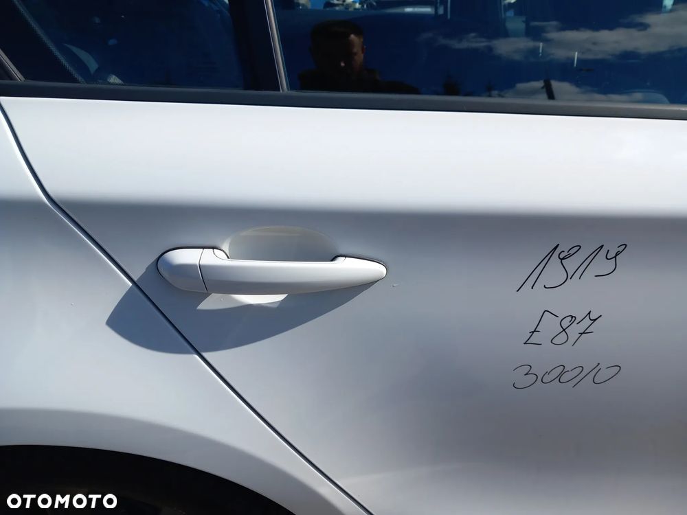 BMW E87 DRZWI PRAWE TYLNE PRAWY TYŁ KOLOR: 300 - 2
