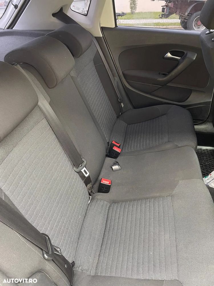 Volkswagen Polo 1.6 TDI DPF DSG Comfortline - 4