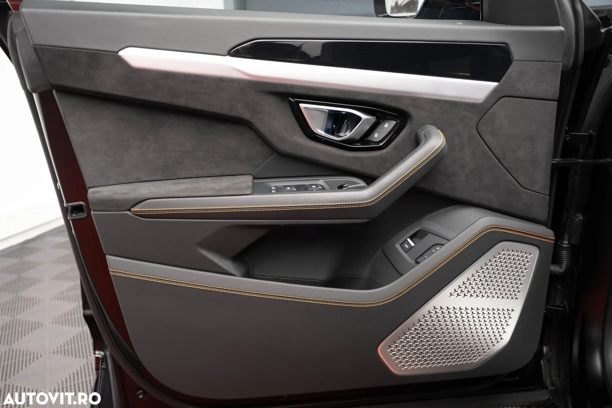 Lamborghini URUS - 23