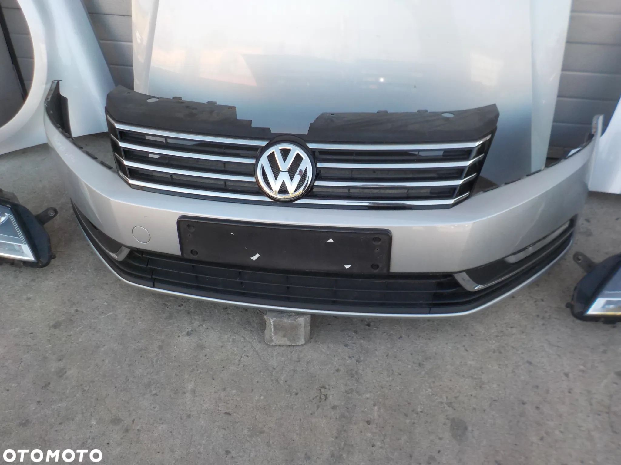 VOLKSWAGEN PASSAT B7 2.0 TDI PRZÓD MASKA ZDERZAK BŁOTNIKI PAS PRZEDNI Z CHŁODNICAMI LAMPY ANGIELSKIE - 10