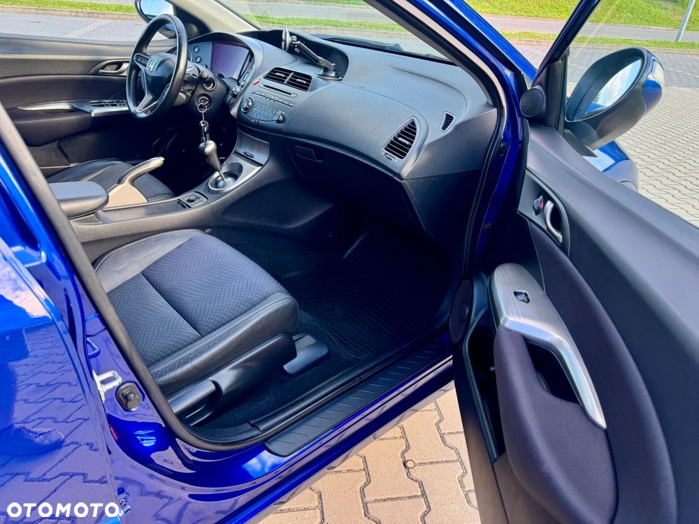 Honda Civic 1.8 GT Special Edition - 14