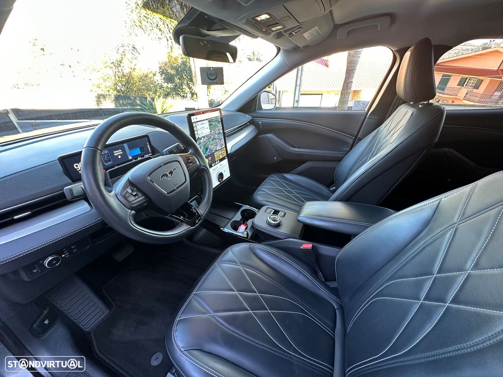 Ford Mustang Mach-E 75.7 kWh Premium AWD - 12