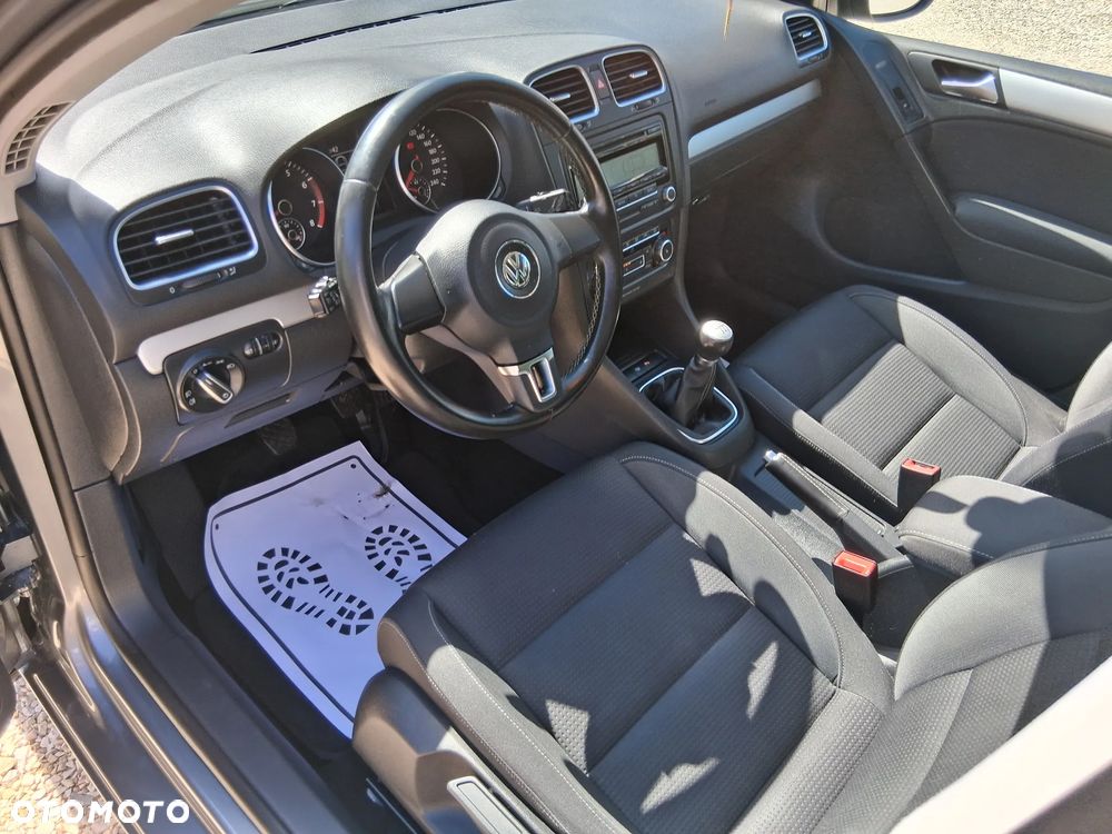 Volkswagen Golf - 11