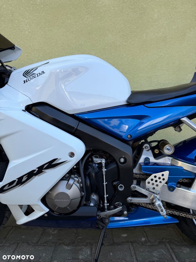 Honda CBR - 24
