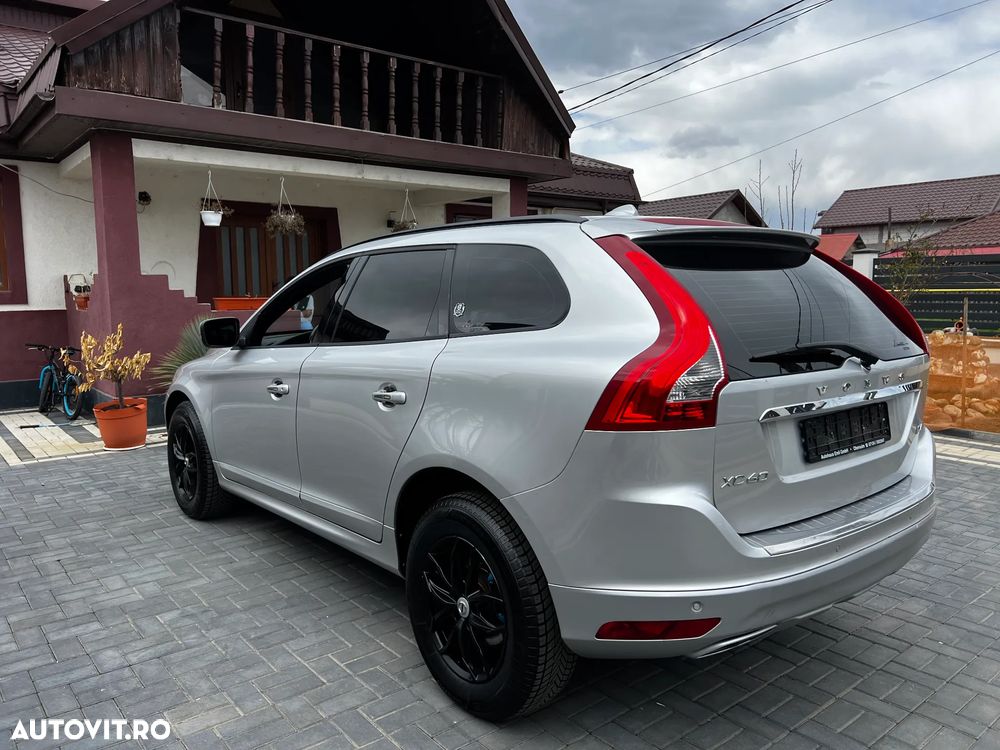 Volvo XC 60 D4 Geartronic Summum - 4