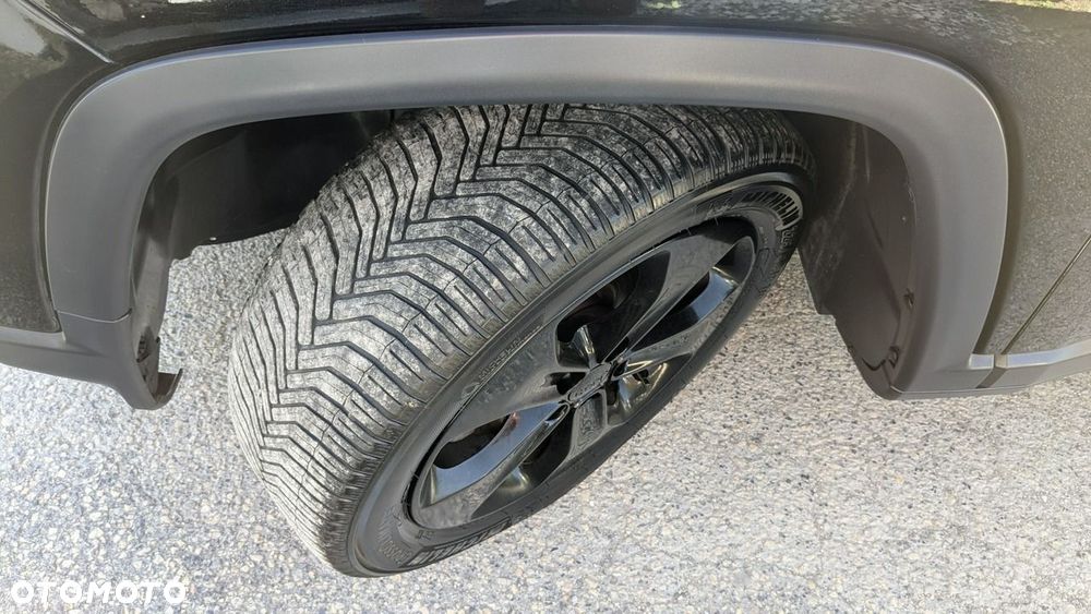 Jeep Compass - 38