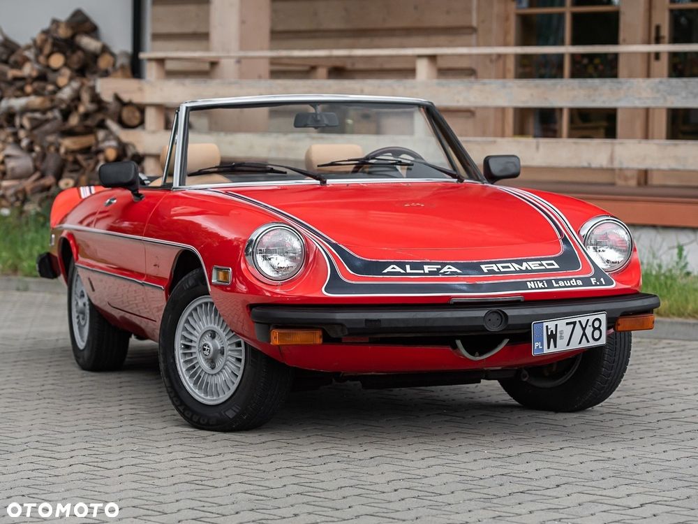 Alfa Romeo Spider - 4
