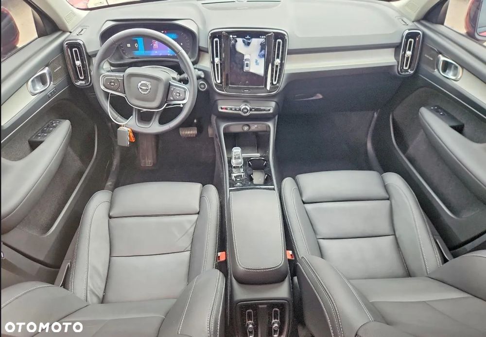 Volvo XC 40 B5 AWD Ultimate Bright - 8