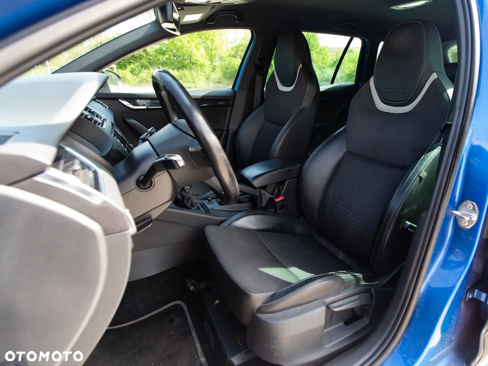 Skoda Octavia 2.0 TDI (Green tec) RS - 17
