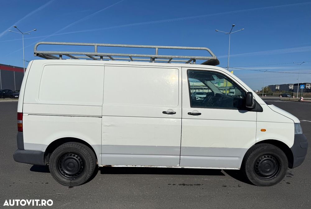 Volkswagen Transporter - 4