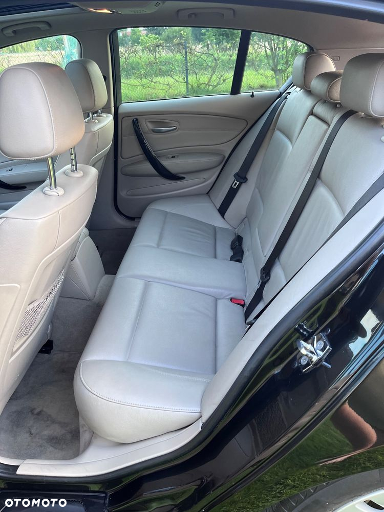 BMW Seria 1 118d - 10