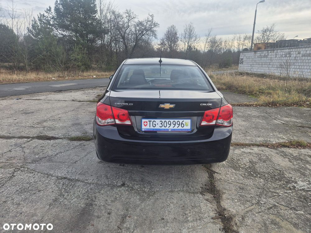 Chevrolet Cruze 1.8 LTZ - 12