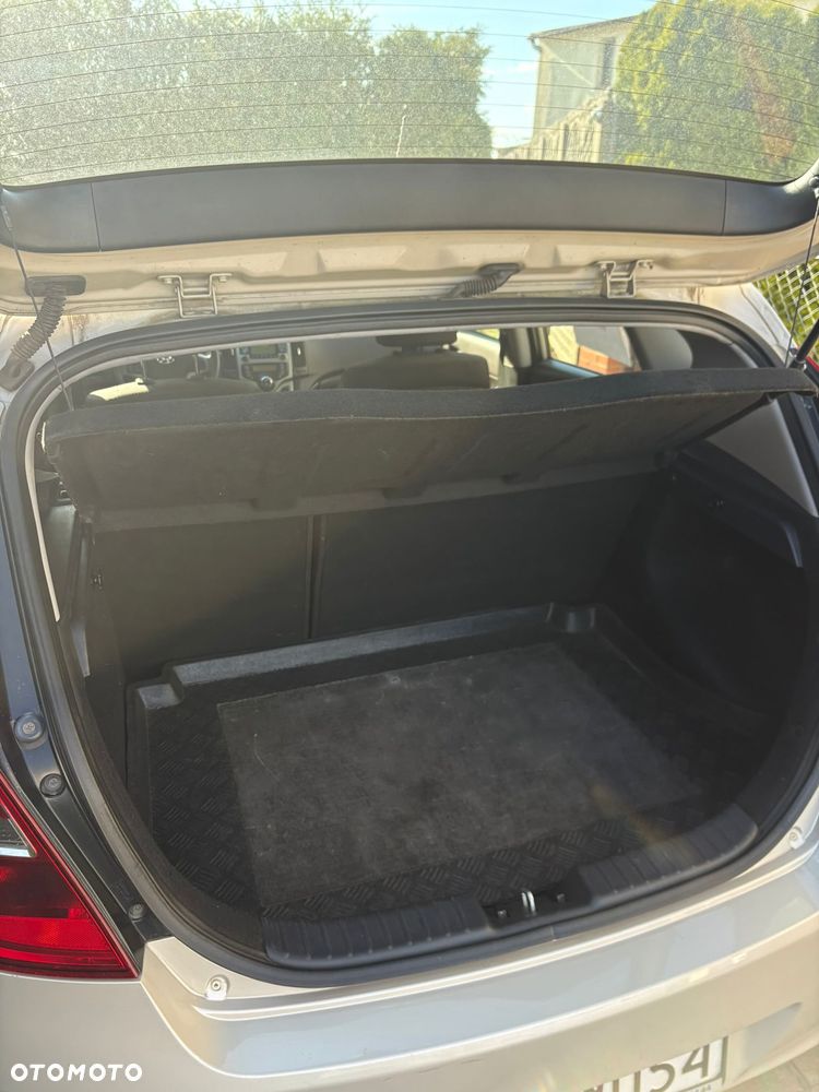 Hyundai i30 1.4 Comfort - 10