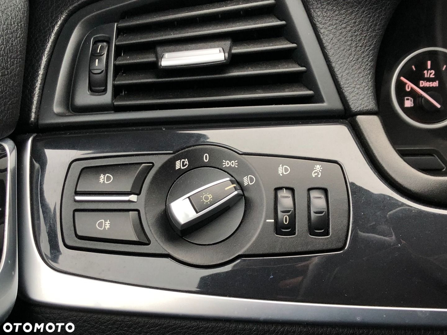 BMW Seria 5 520d - 23