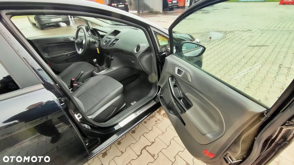Ford Fiesta 1.25 Champions Edition - 6