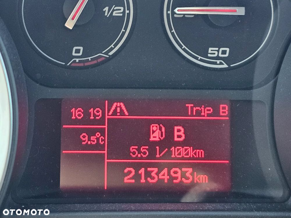 Alfa Romeo Giulietta 1.6 JTDM Distinctive - 19