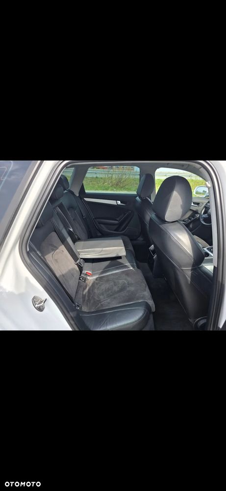 Audi A4 Avant 2.0 TDI clean diesel Quattro - 15