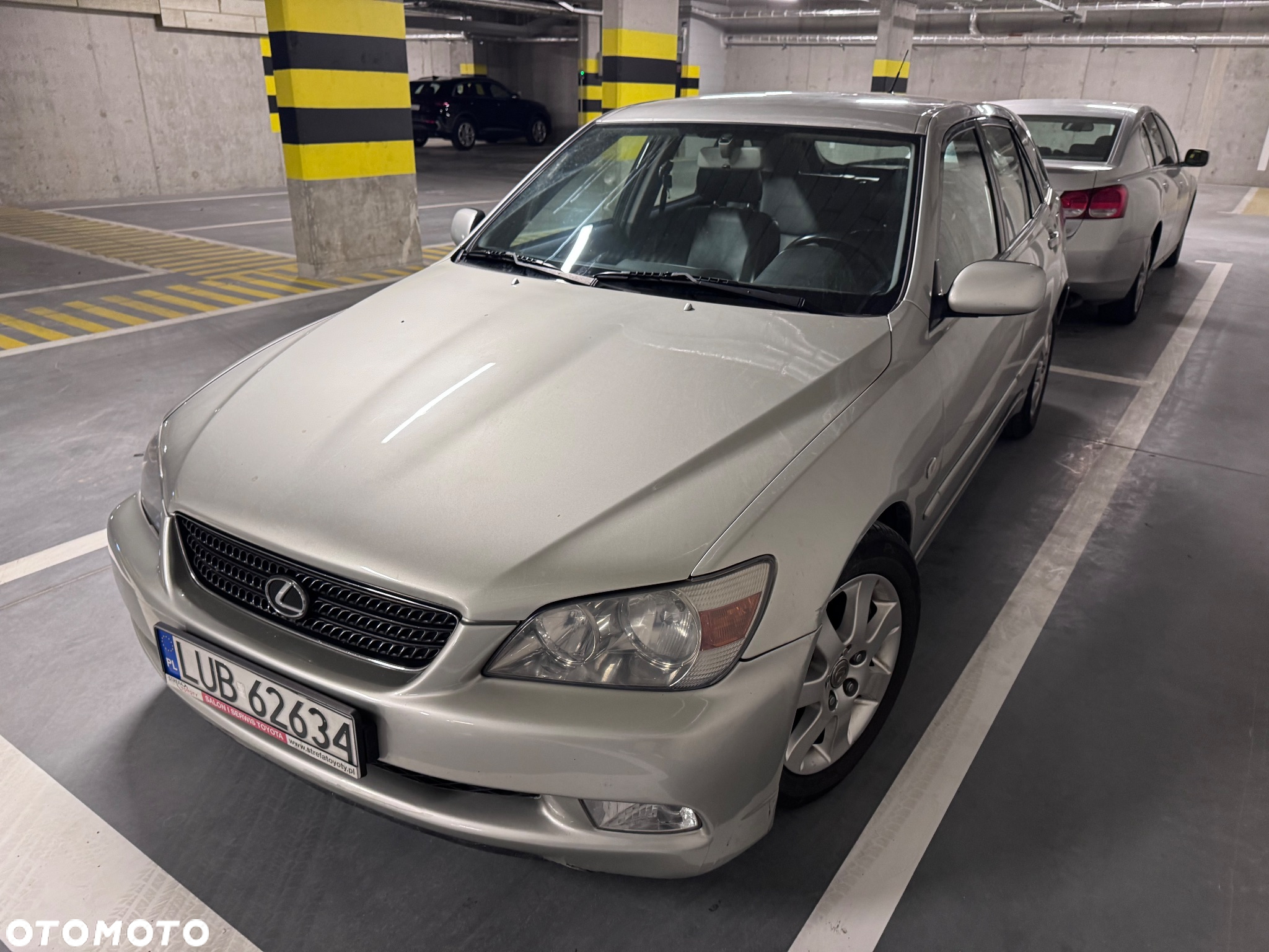 Lexus IS 200 SportCross - 23