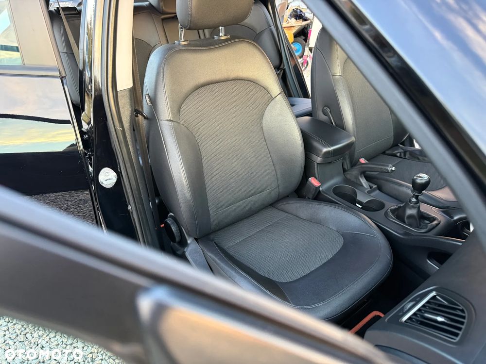 Hyundai ix35 1.6 GDI Premium 2WD - 26