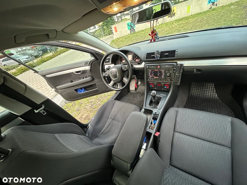 Audi A4 Limousine 2 - 13