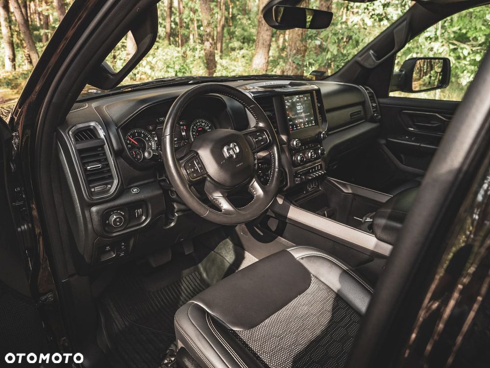 RAM 1500 - 7