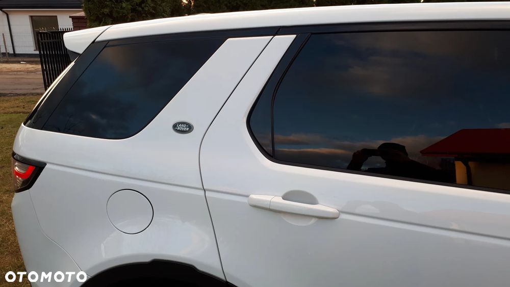 Land Rover Discovery Sport 2.0 TD4 SE - 12