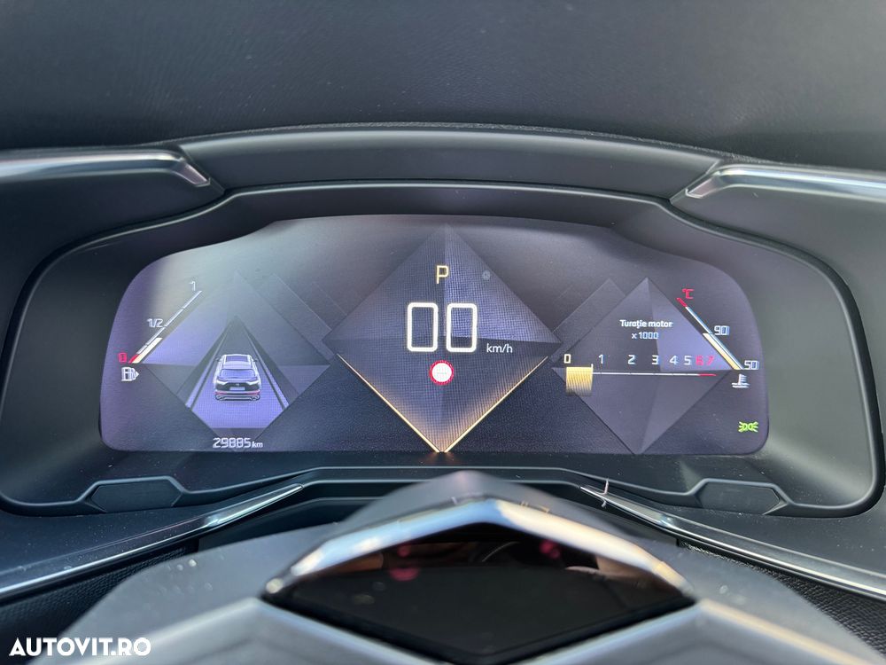 DS Automobiles DS 7 Crossback - 17