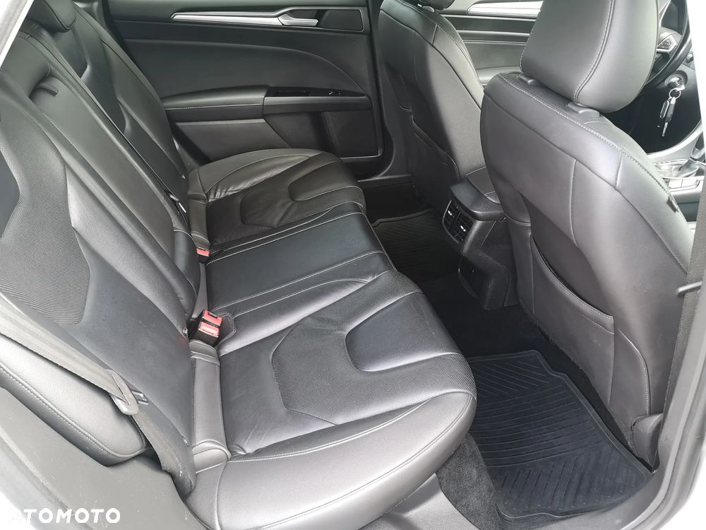 Ford Mondeo 2.0 TDCi STart-Stopp PowerShift-Aut Titanium - 29