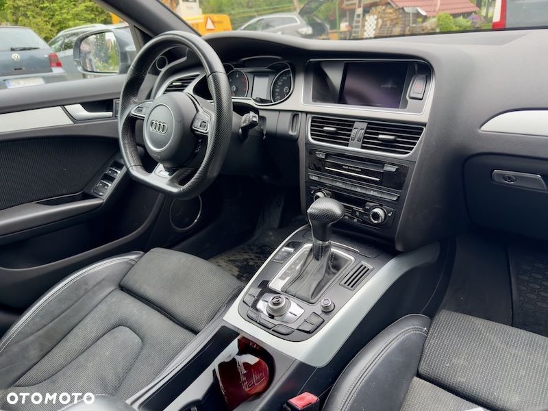 Audi A4 Avant 2.0 TDI S tronic quattro sport - 2
