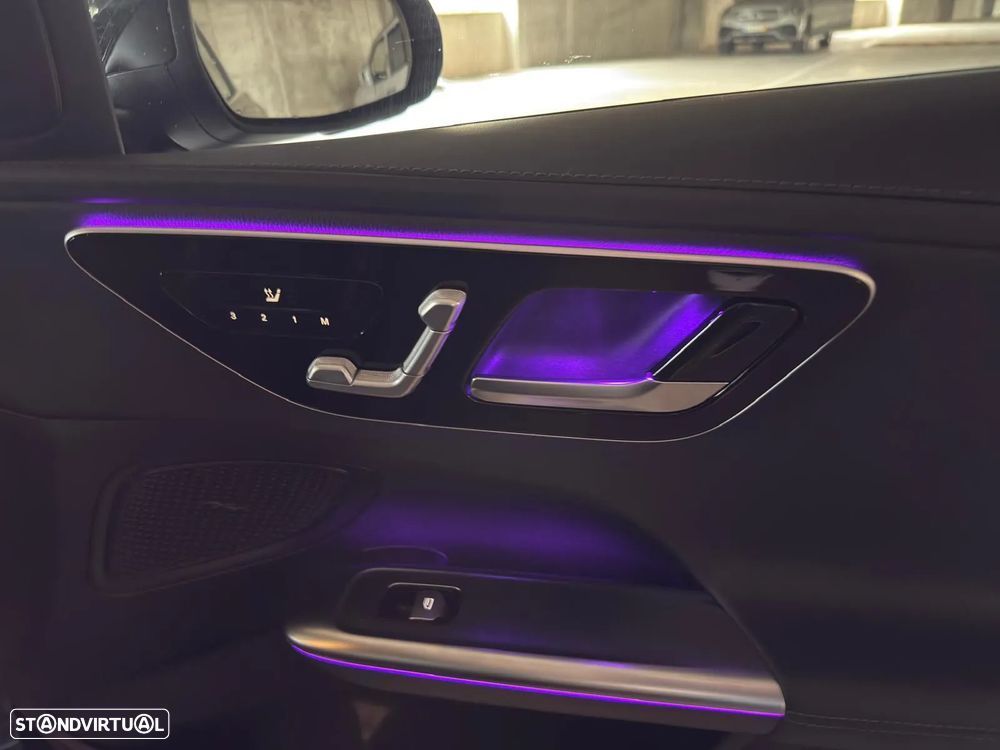 Mercedes-Benz C 300 d AMG Line - 22
