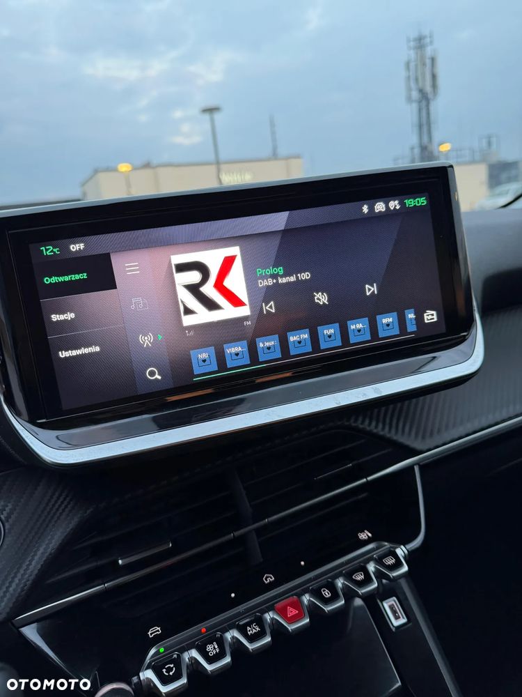 Peugeot 208 PureTech 100 Allure Pack - 27