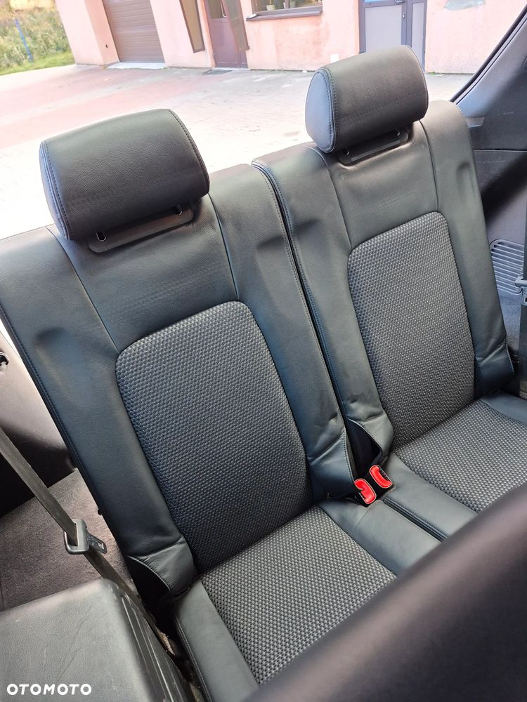 Chevrolet Captiva 2.4 2WD 7 Sitzer LS Family Edition - 12