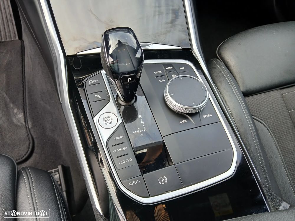 BMW 318 d Auto - 25