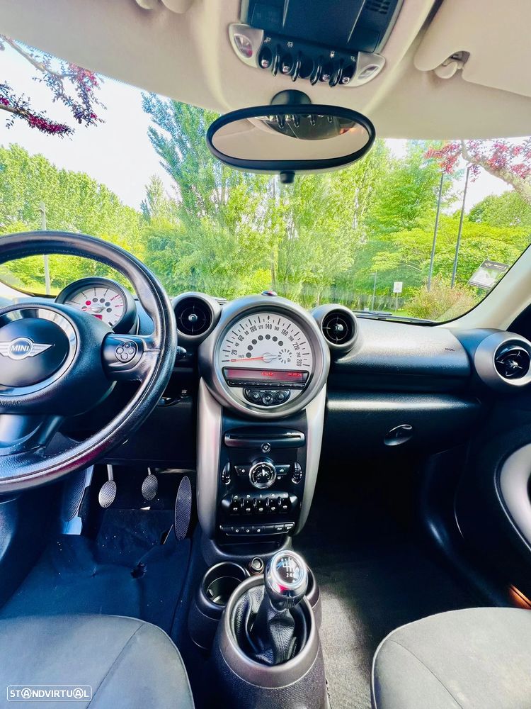 MINI Countryman Cooper D - 2
