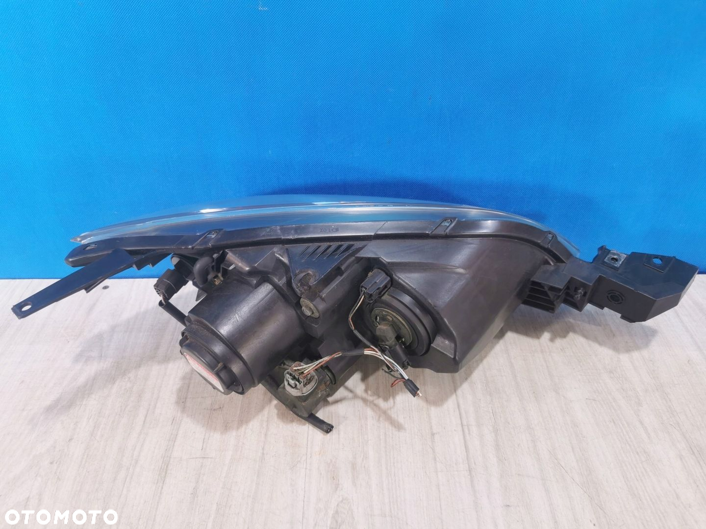 Mazda 3 BK hatchback lampa reflektor przód lewa Xenon Anglik - 2