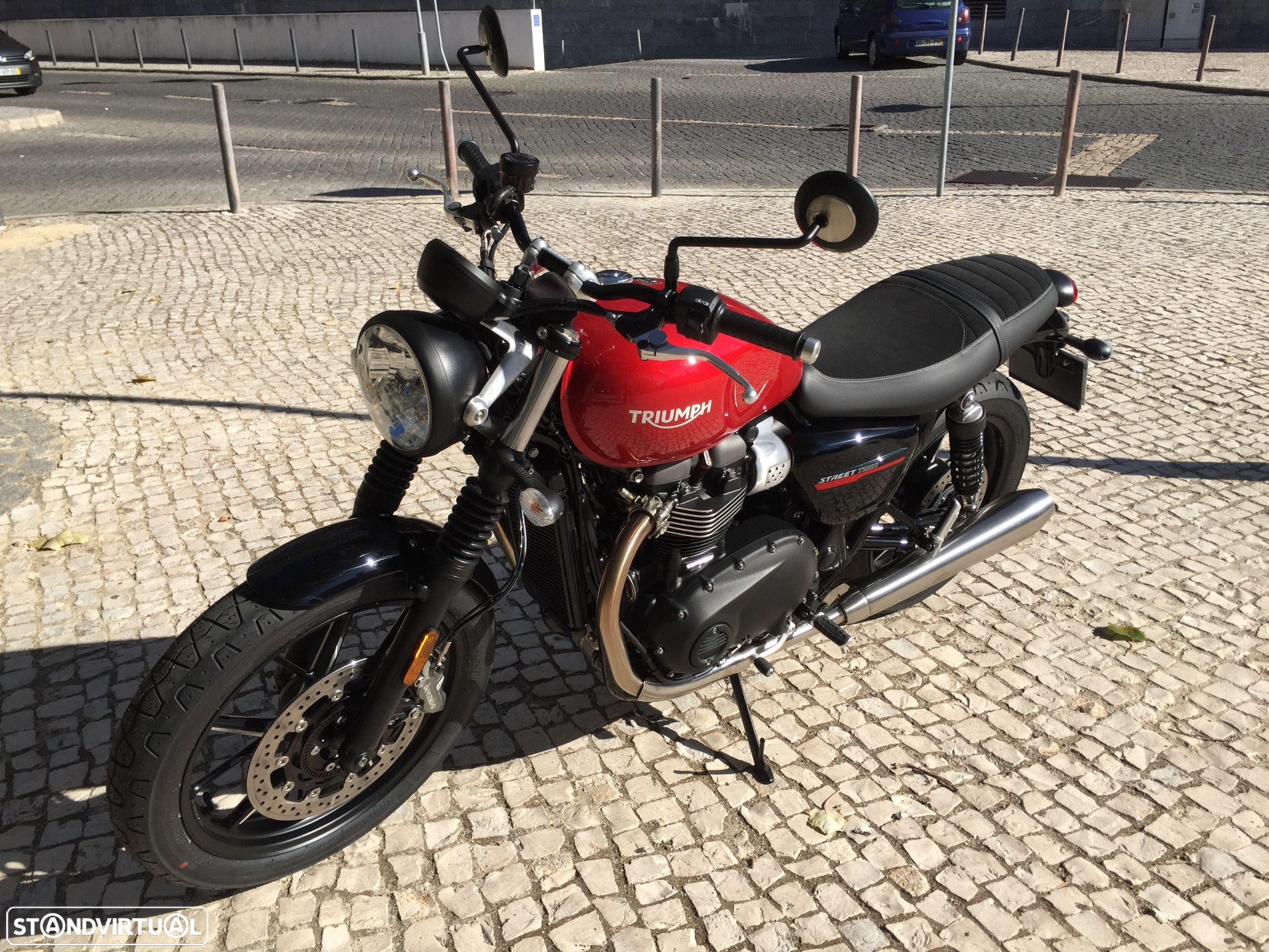 Triumph Street Twin - 9