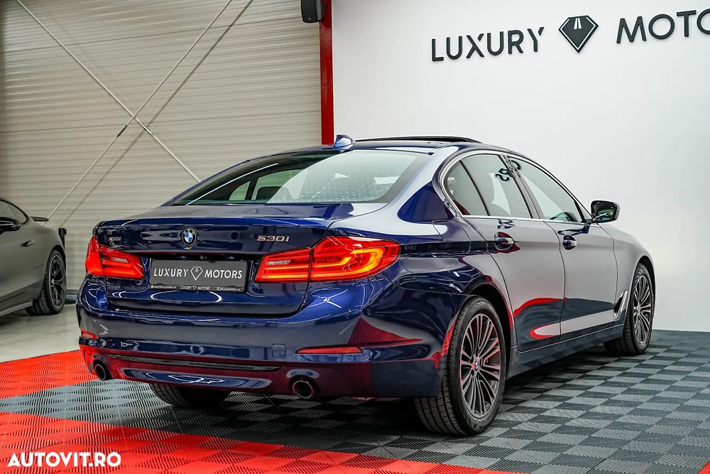 BMW Seria 5 530i xDrive Aut. Sport Line - 15