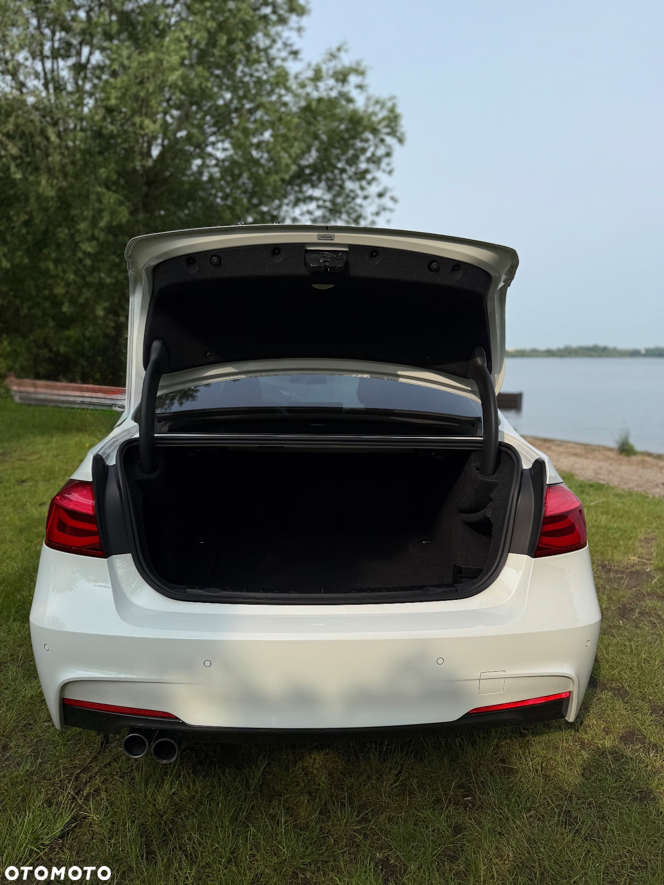 BMW Seria 3 330i xDrive - 3