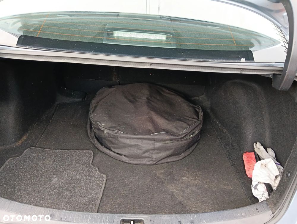 Toyota Corolla 1.8 Hybrid Comfort - 9