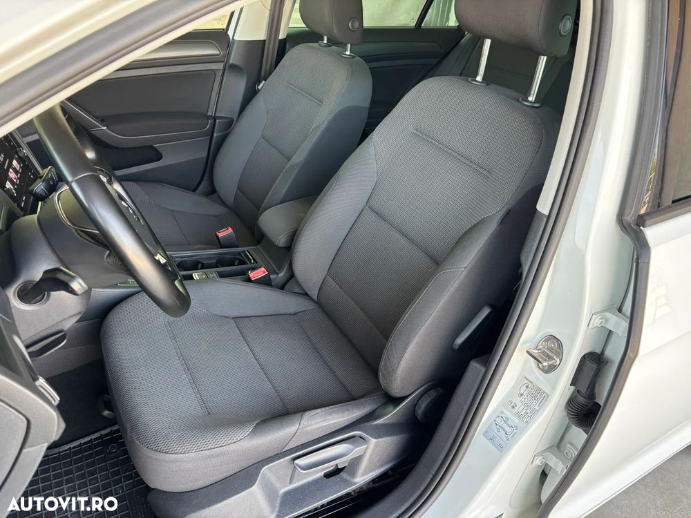 Volkswagen Golf 1.0 TSI DSG Comfortline - 34