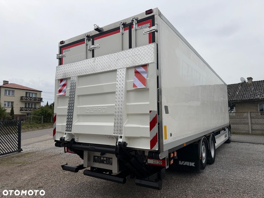 Volvo FM 370 / 6x2 / Chłodnia / Winda / - 22