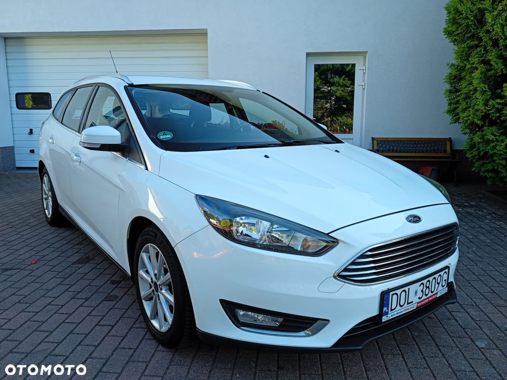Ford Focus 1.6 TDCi DPF Start-Stopp-System SYNC Edition - 3
