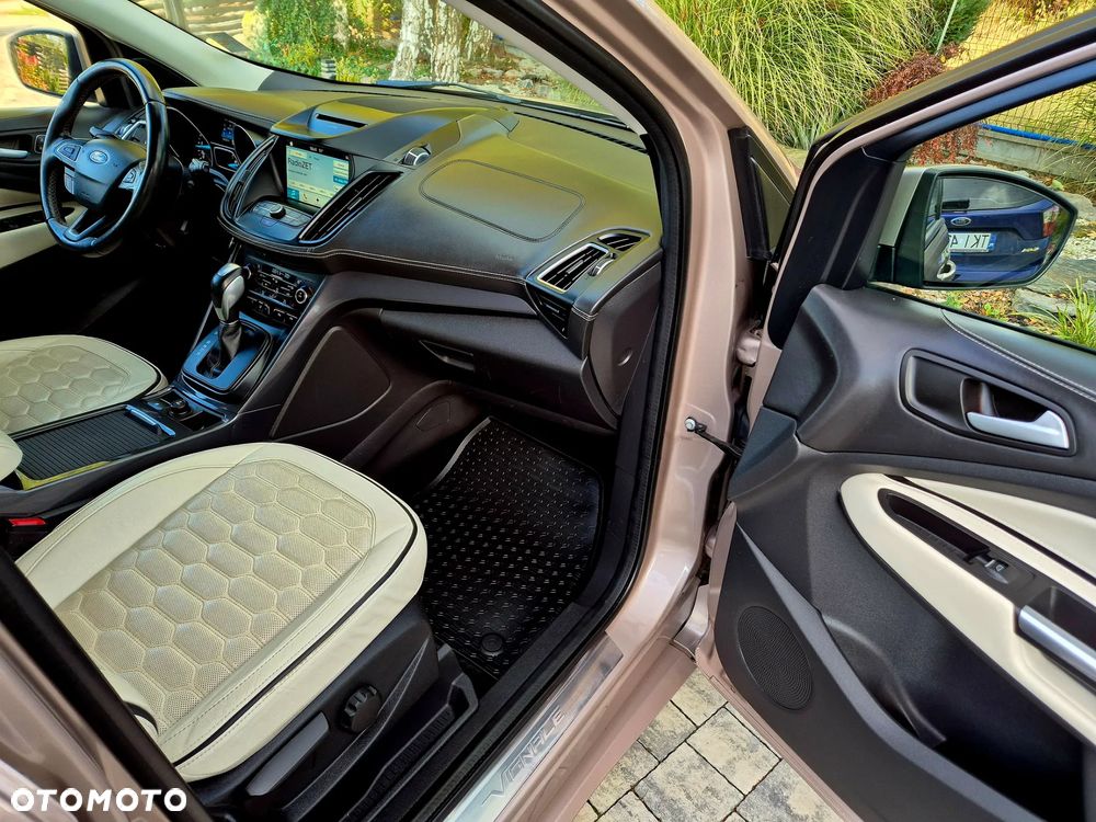 Ford Kuga 2.0 TDCi 4x4 Vignale - 22