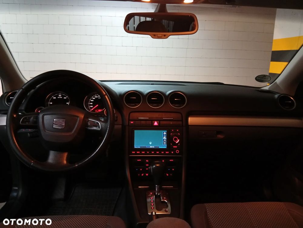 Seat Exeo 2.0 TDI CR Multitronic Style - 24