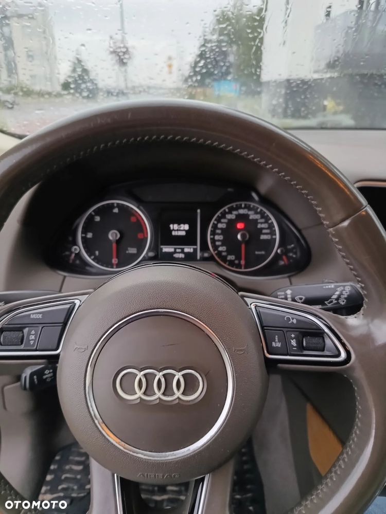 Audi Q5 2.0 TDI Quattro Design S tronic - 29