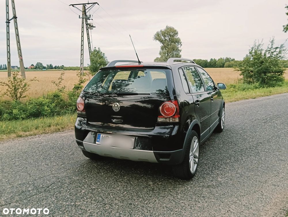 Volkswagen Polo 1.4 TDI Goal - 8