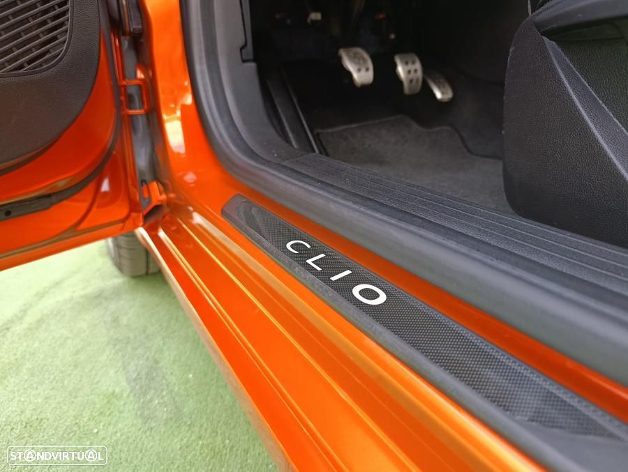 Renault Clio 1.0 TCe RS Line - 16