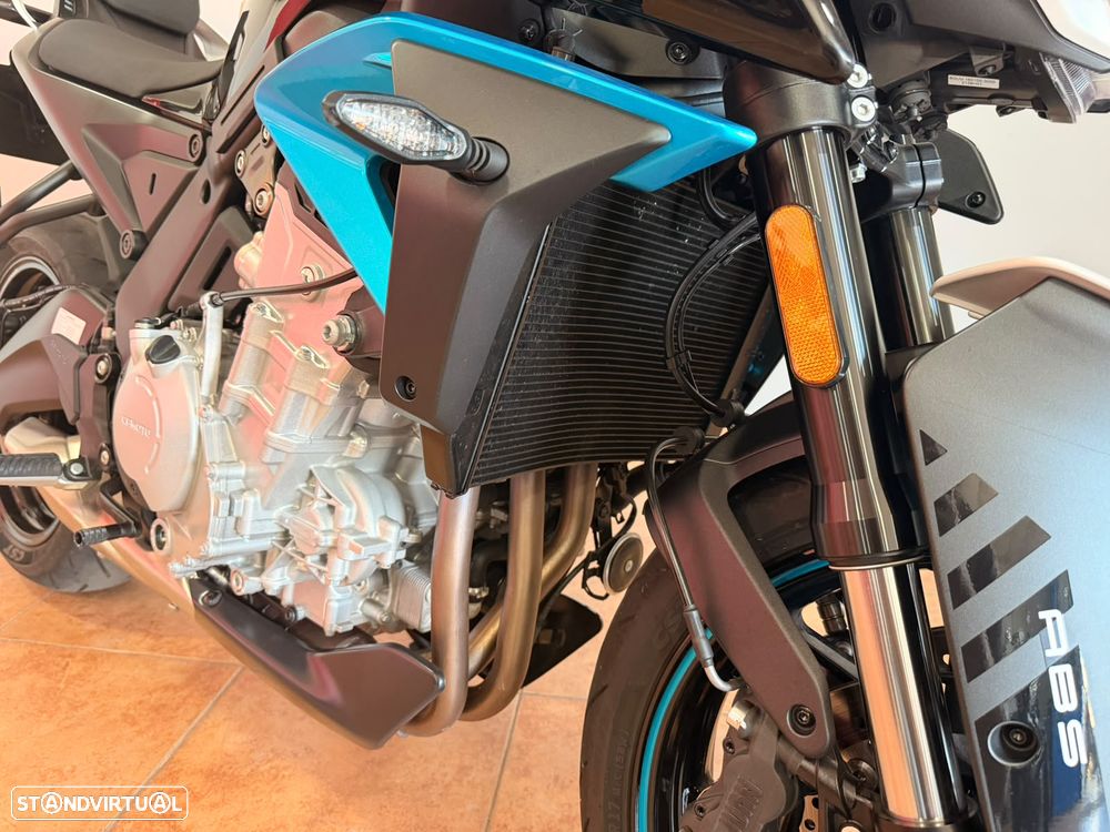 CF Moto 675NK - Garantia de Fábrica até 3/2029 - OFERTA CARTÃO DE DESCONTO EM COMBUSTÍVEL - 11