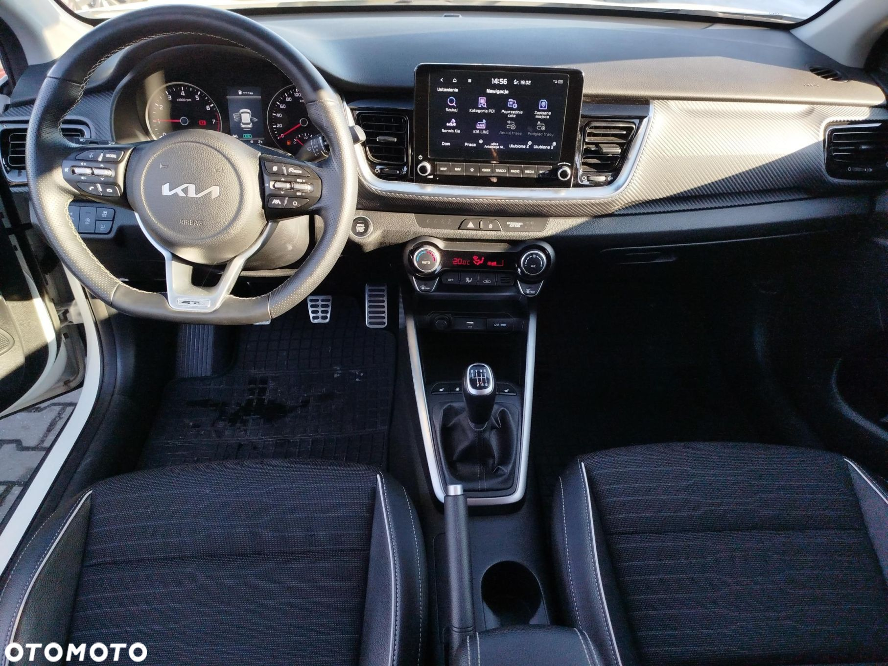 Kia Stonic - 11