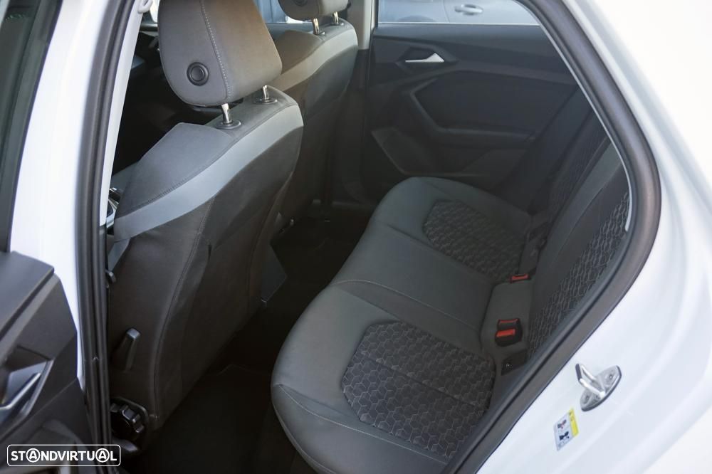 Audi A1 Sportback 30 TFSI S line - 5